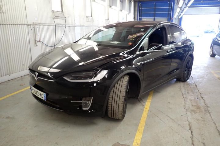 Tesla Model x (2018)