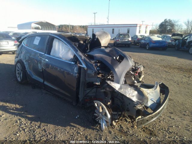 Tesla Model x (2017)