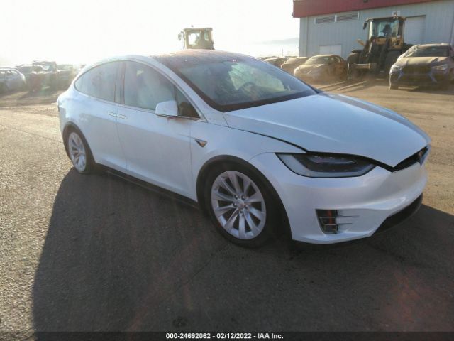 Tesla Model x (2017)