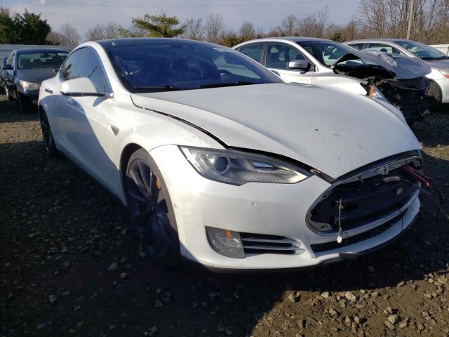 Tesla Model s p9 (2015)