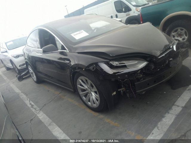 Tesla Model x (2019)