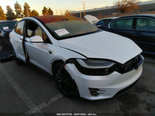Tesla Model x (2016)