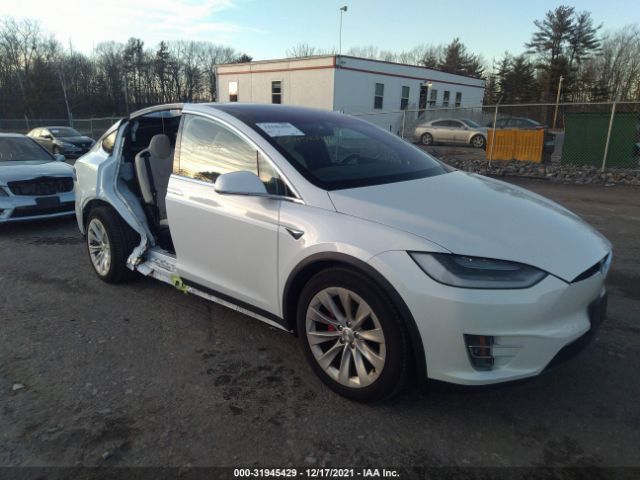 Tesla Model x (2020)