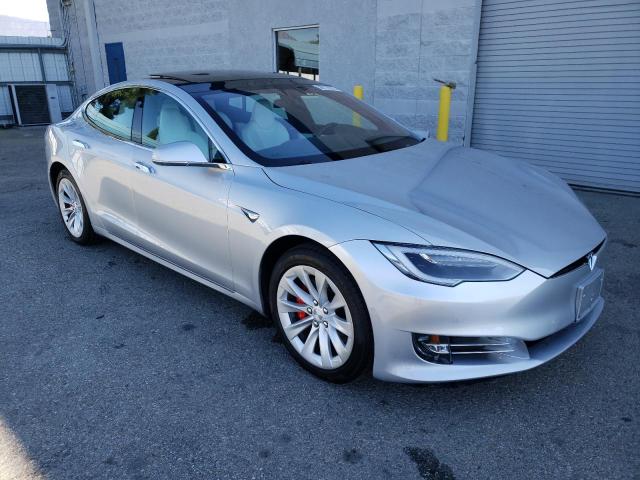 Tesla Model s (2018)