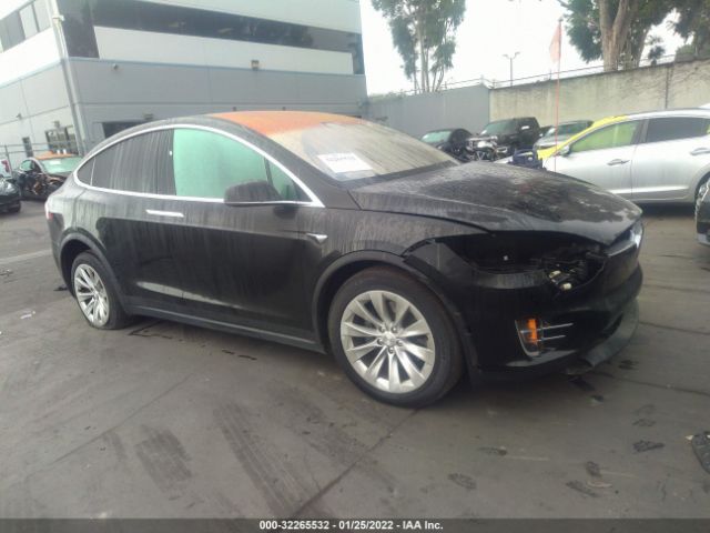 Tesla Model x (2017)