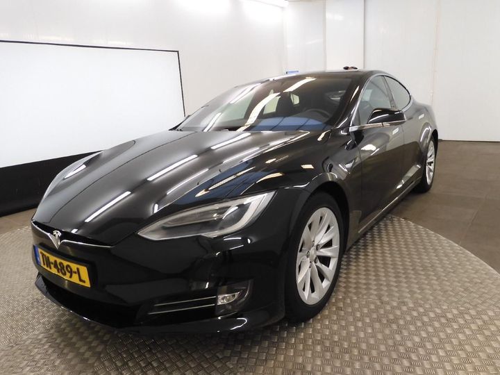 Tesla Model s (2018)