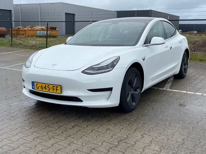Tesla Model (2019)