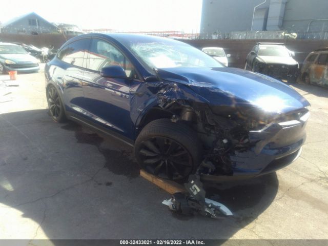 Tesla Model x (2016)