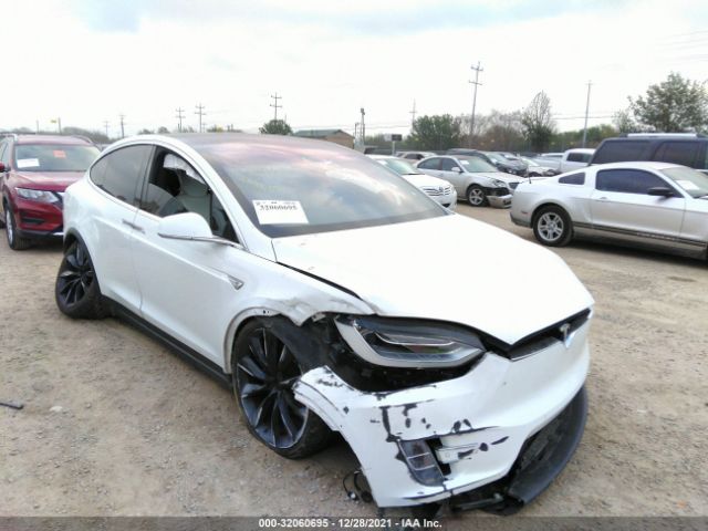 Tesla Model x (2016)