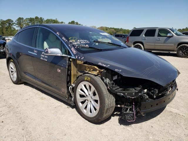 Tesla Model x (2020)