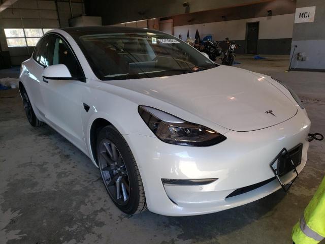 Tesla Model 3 (2021)