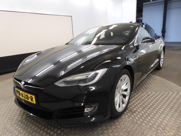 Tesla Model s (2017)