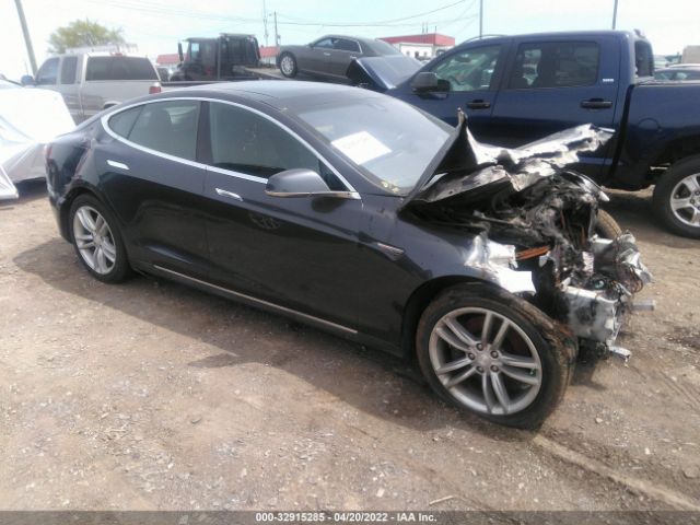 Tesla Model s (2015)