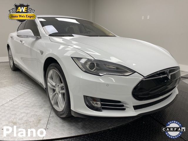 Tesla Model s (2014)