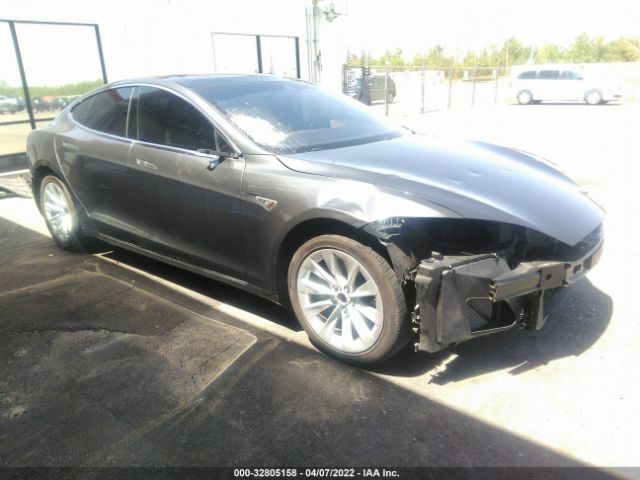 Tesla Model s (2016)