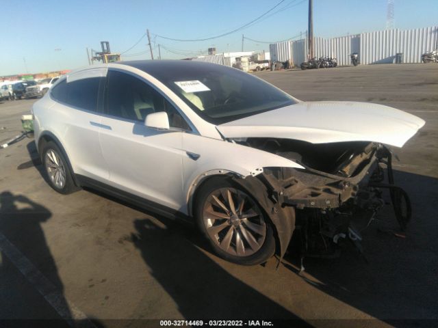 Tesla Model x (2017)
