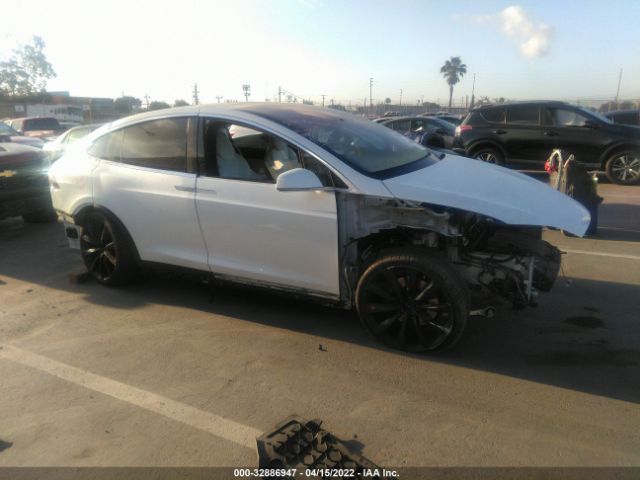 Tesla Model x (2016)