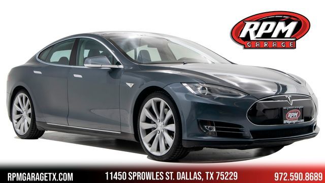 Tesla Model s (2013)