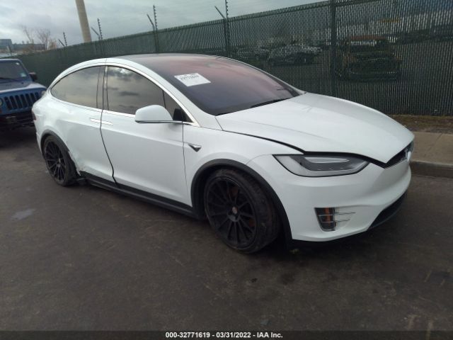 Tesla Model x (2016)