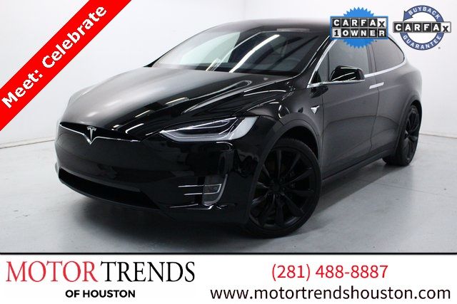 Tesla Model x (2020)