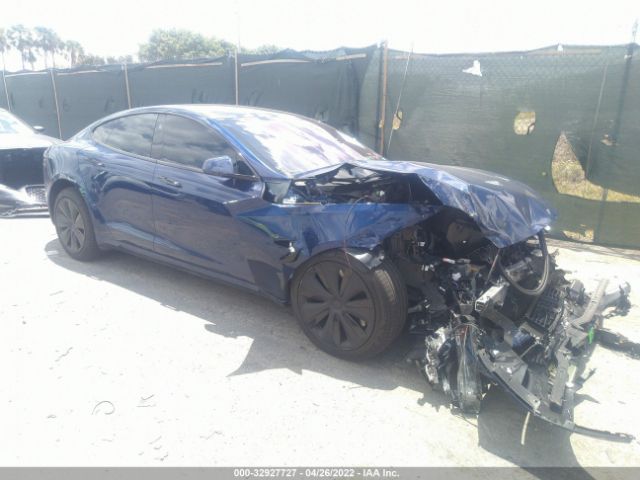 Tesla Model s (2021)