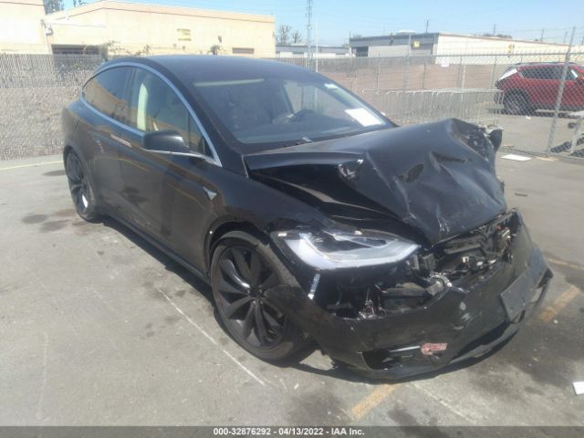 Tesla Model x (2017)