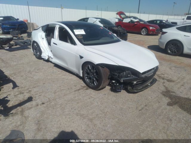 Tesla Model s (2021)