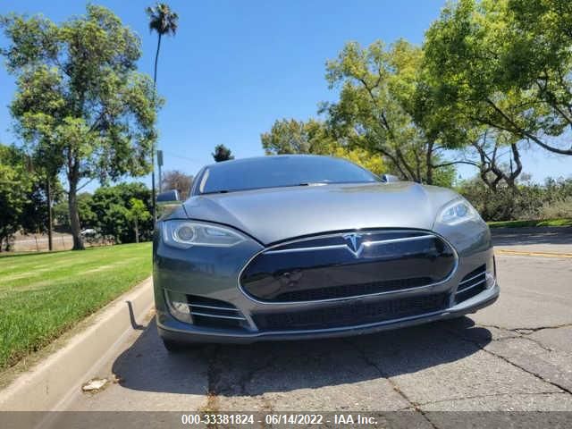 Tesla Model s (2012)