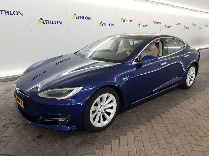 Tesla Model s (2018)