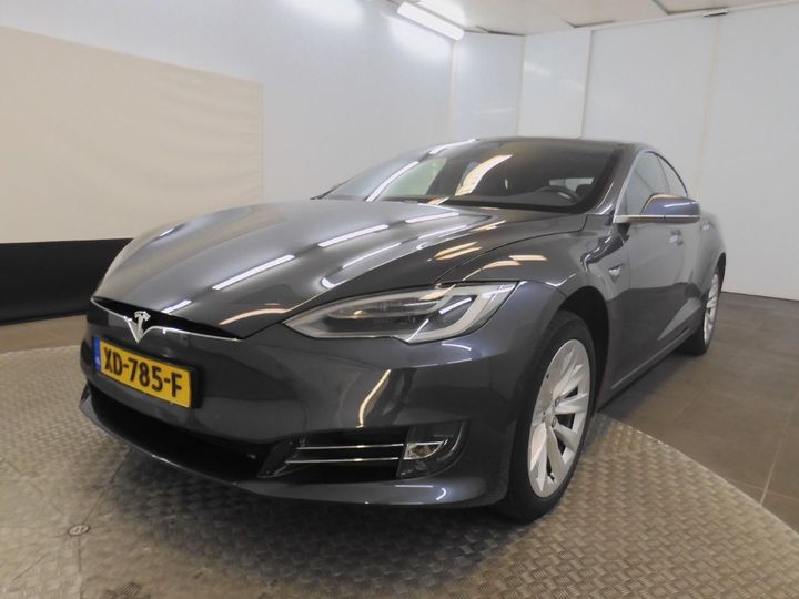 Tesla Model s (2018)