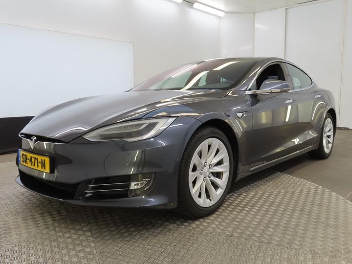 Tesla Model s (2018)