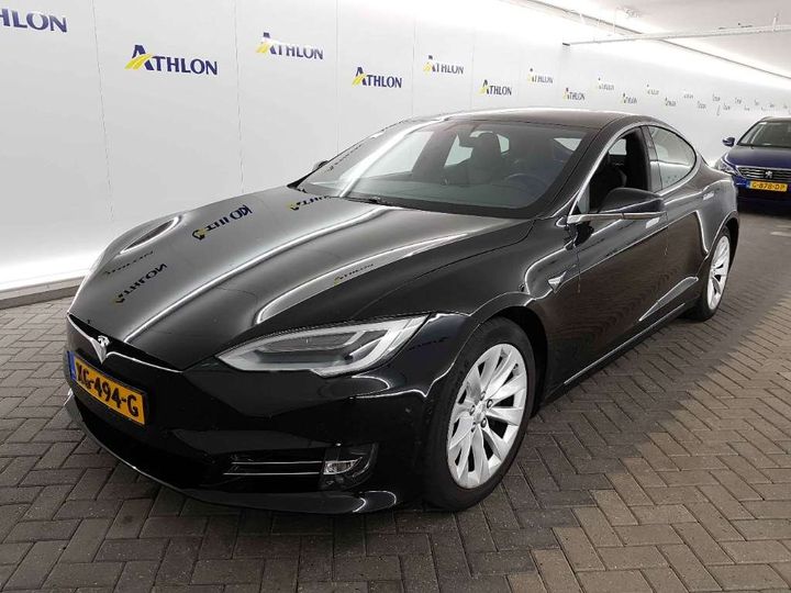 Tesla Model s (2018)