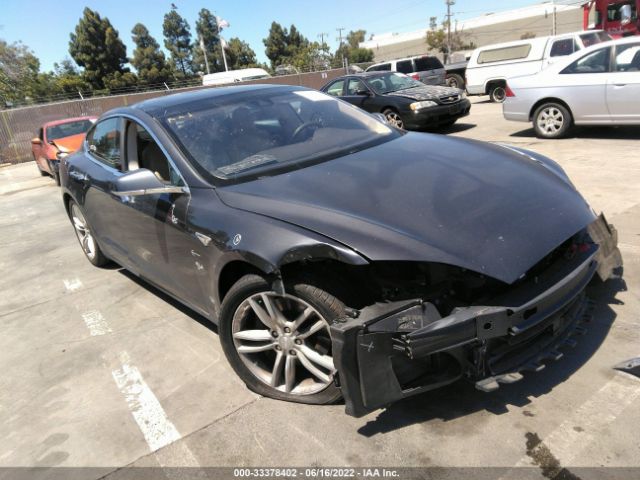 Tesla Model s (2015)