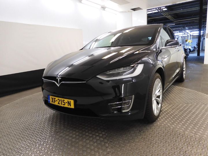 Tesla Model x (2018)