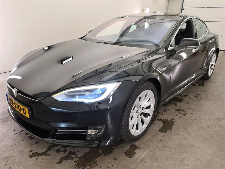 Tesla Model (2018)