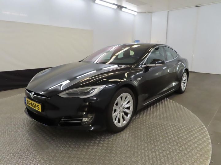 Tesla Model s (2018)