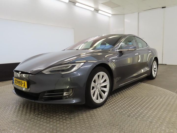 Tesla Model s (2018)