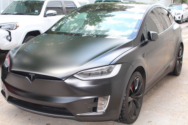 Tesla Model x (2018)
