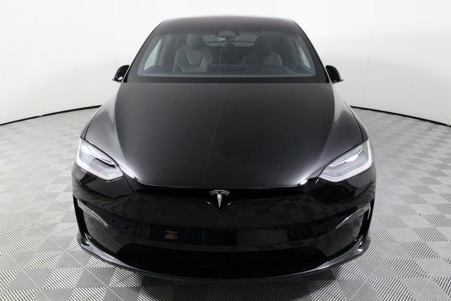Tesla Model x (2022)