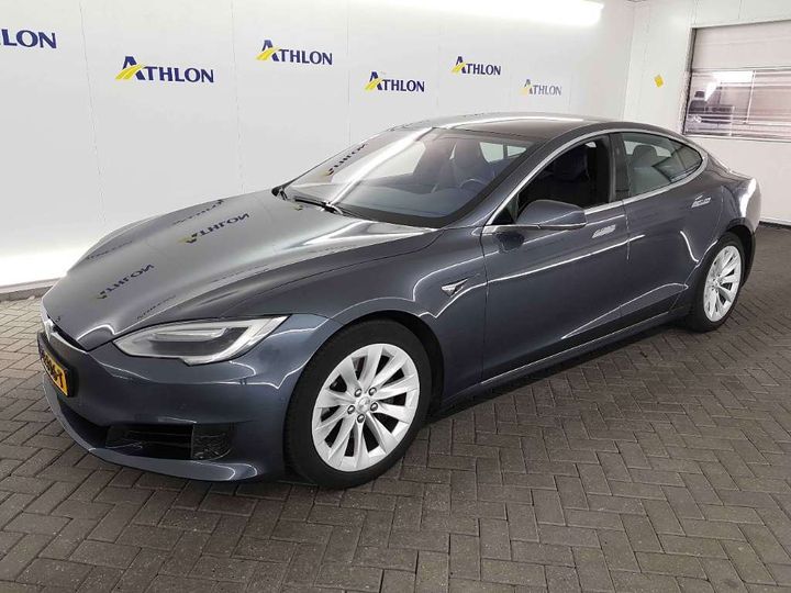 Tesla Model s (2017)