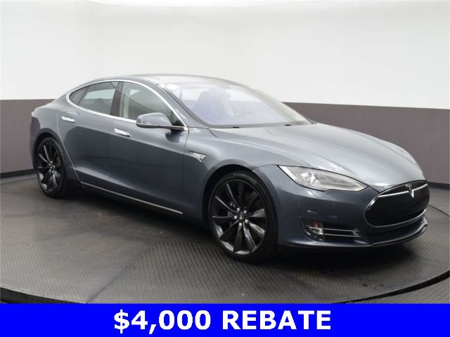 Tesla Model s (2014)