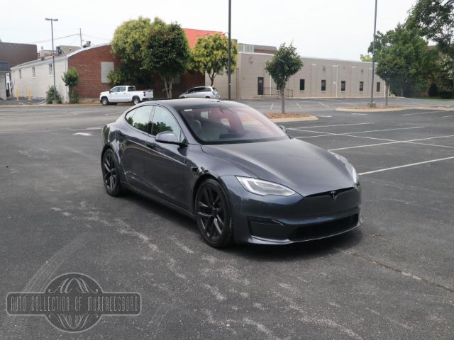 Tesla Model s (2021)
