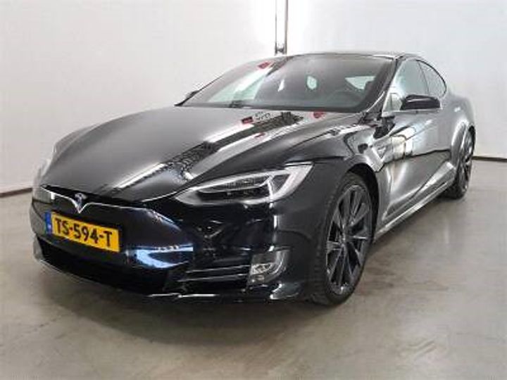 Tesla Model s (2018)