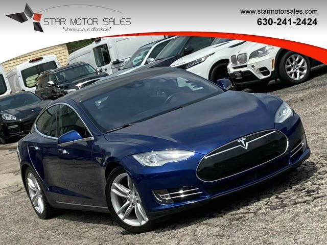 Tesla Model s (2015)