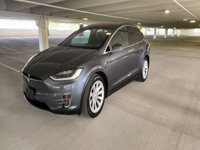 Tesla Model x (2017)
