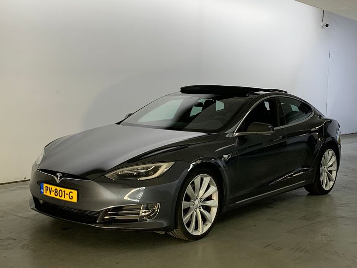 Tesla Model s (2017)