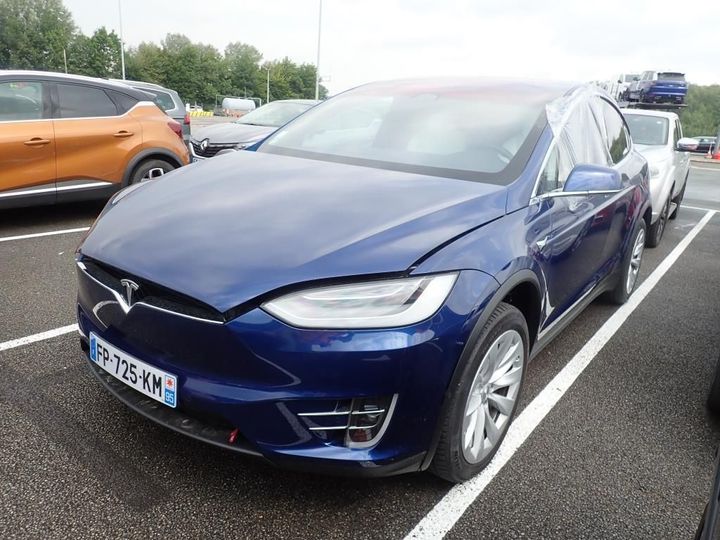 Tesla Model x (2020)