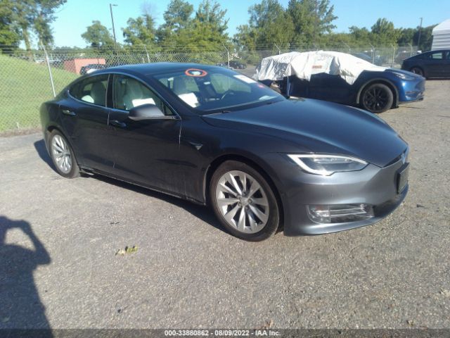 Tesla Model s (2017)