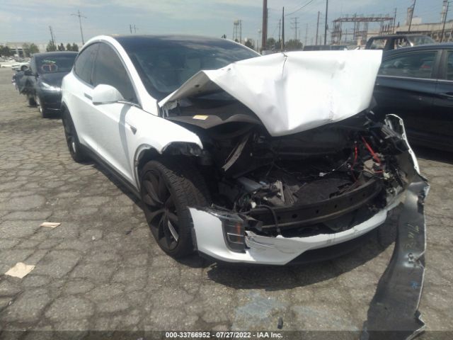 Tesla Model x (2016)