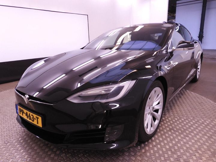 Tesla Model s (2017)